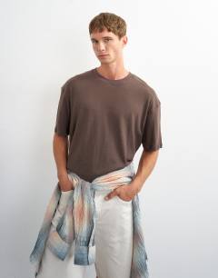 Relaxed fit linen mix t-shirt in brown