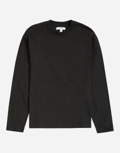 Model wearing Relaxed fit long sleeve t-shirt in black