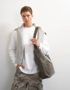 Relaxed fit long sleeve t-shirt in white