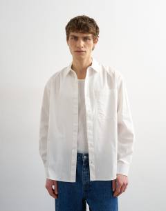 Relaxed fit poplin shirt in white