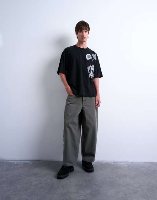 Topman – Relaxed-Fit-T-Shirt aus Interlock-Stoff in Schwarz mit Blumenstickerei, 3 von 5