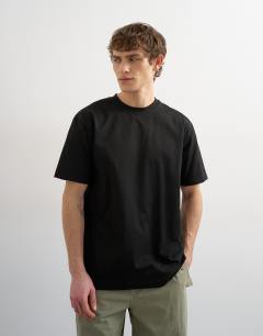 Relaxed fit t-shirt in black