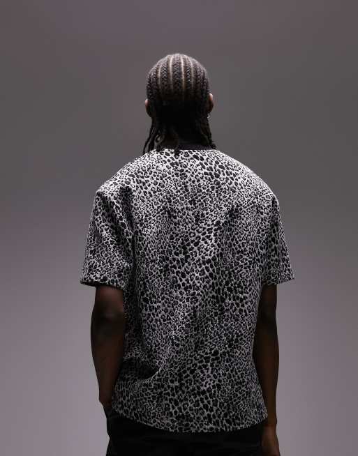 Topman relaxed fit t-shirt with all over leopard print in black, 2 of 4