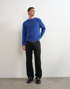 Model wearing Relaxed fit tuxedo trouser in black