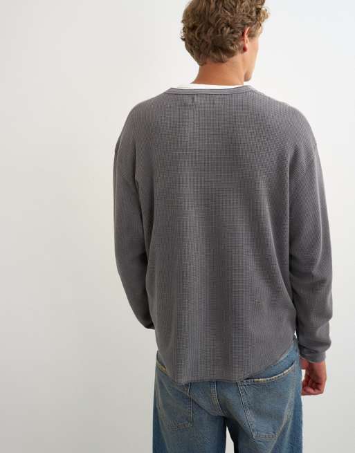 Topman relaxed fit waffle henley t-shirt with raw hem in washed black, 3 of 5