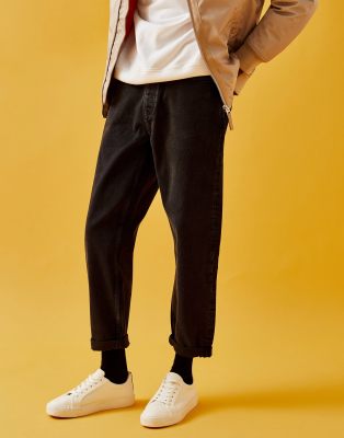 black relaxed jeans