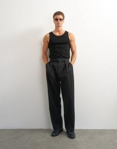 Model wearing Rib vest in black