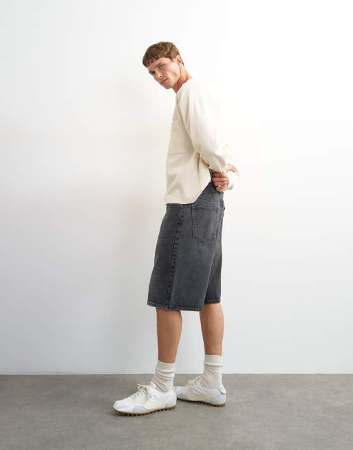 Topman rigid baggy denim shorts in washed black, 2 of 5
