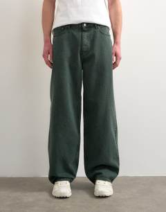 Rigid baggy jean in green
