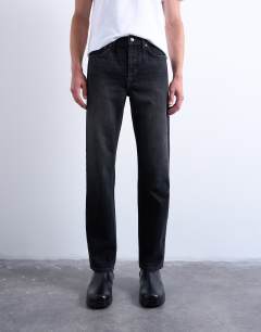 Rigid straight jean in washed black