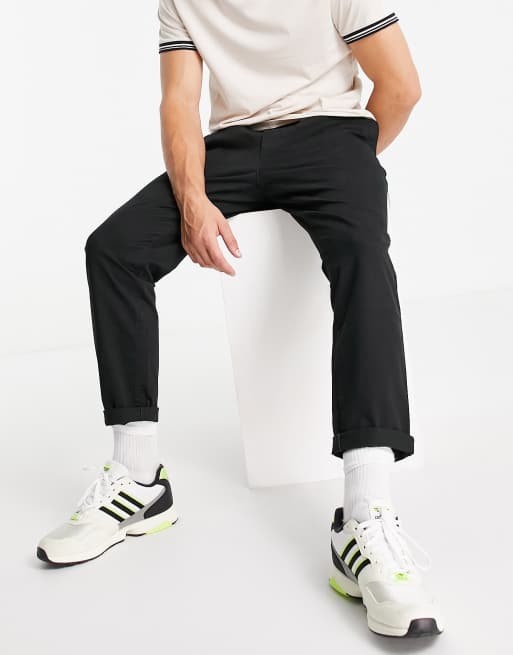 Topman – Schmal zulaufende Chinohose aus Baumwollmix in Schwarz, 4 von 4