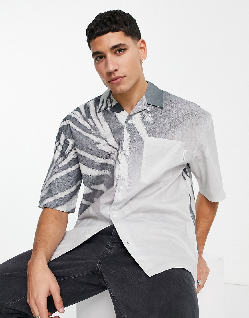 Topman shadow print shirt in grey-Multi
