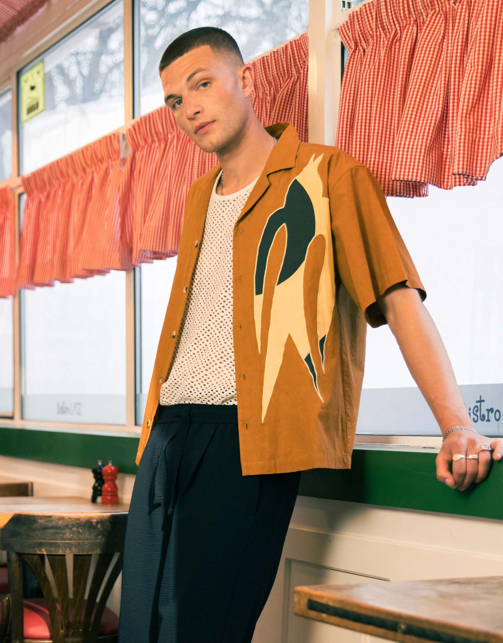 Вышитая рубашка с нашивкой Topman с коротким рукавом коричневого цвета