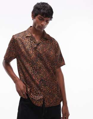 short sleeve leopard print shirt in brown