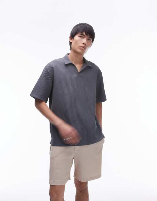 Topman short sleeve plisse polo avec shirt in charcoal