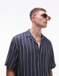 [Topman] Topman short sleeve striped shirt in navy-Blue Chest 38 NAVY