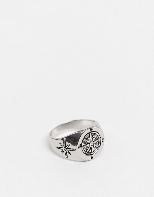 Topman signet ring in silver with compass design