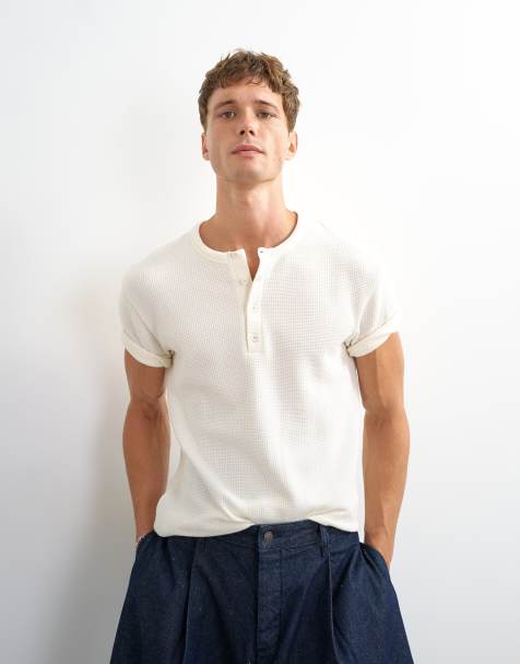 Topman slim-fit henley met korte mouwen in ecru - view 1