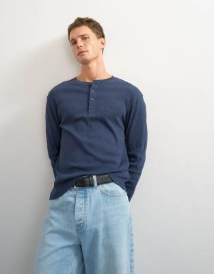 Topman slim fit long sleeve rib knit henley t-shirt in navy | ASOS