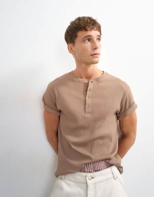 Topman Slim Fit Rib Knit Henley Neck T-shirt In Brown