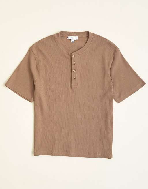 Topman Slim-Fit-Ripp-Henley-T-Shirt in Hellbraun, 6 von 7
