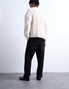 Model wearing Straight fit canvas trouser in black