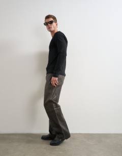 Model wearing Straight fit real leather trouser in espresso brown