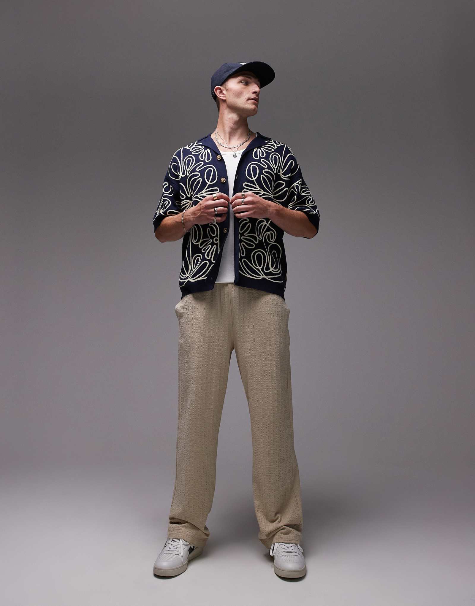 Спортивные брюки Topman прямого кроя в полоску из камня