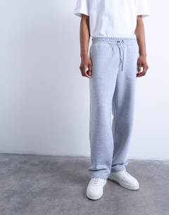 Model wearing Straight leg jogger in grey marl