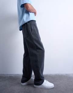Model wearing Straight leg jogger in washed black