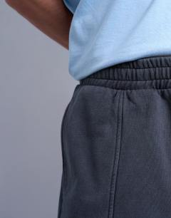 Model wearing Straight leg jogger in washed black