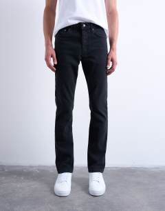 Stretch slim jean in washed black