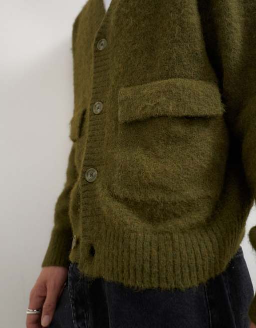 Topman Strickcardigan mit Relaxed Fit, flauschig, mit zwei Taschen in Khaki, 2 von 5