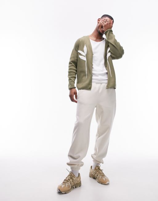 Topman – Strickjacke in Grün mit Blumenstickerei