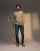 Thumbnail 1 van 5