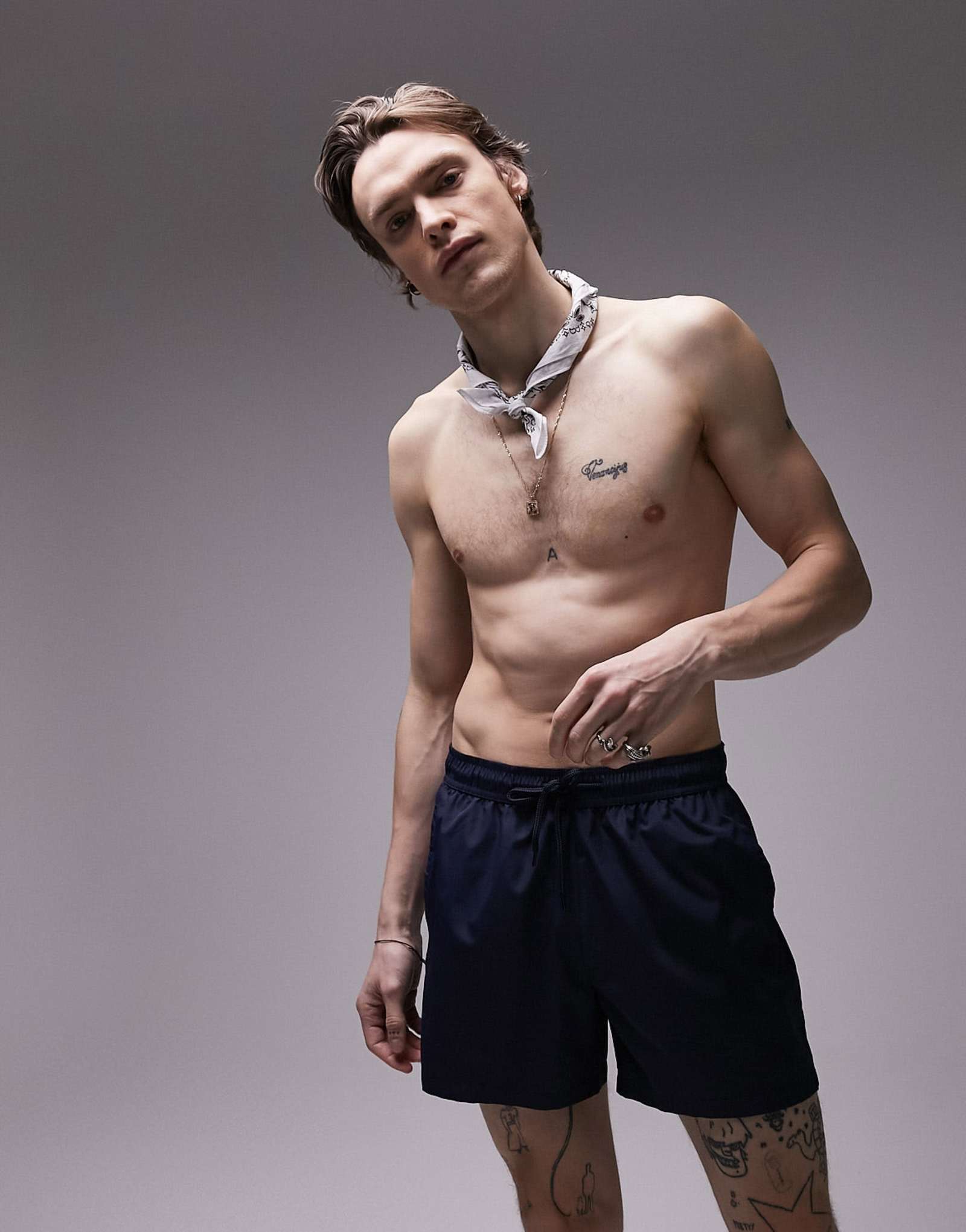 Плавательные шорты Topman темно-синего цвета 5090₽