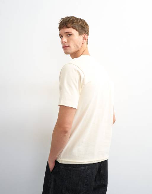 Topman T-Shirt in Ecru mit klassischer Passform, Used-Effekt und offenem Saum, 5 von 5