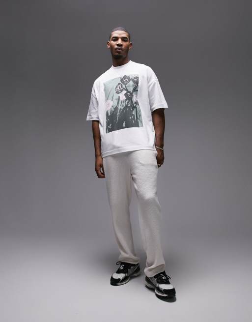 Topman – T-Shirt in Weiß mit extremer Oversize-Passform und gespraytem Tulpen-Print, 4 von 4