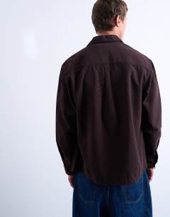 Model wearing Twill overshirt in brown