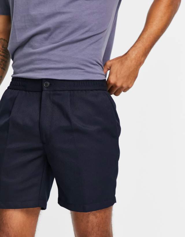 Topman twill slim pleat shorts in navy