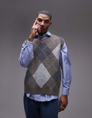 Topman v-neck knitted vest in brown argyle - view 1
