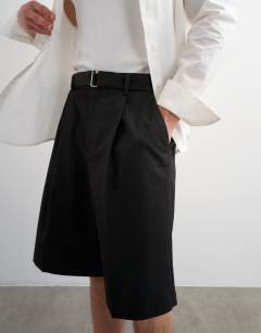 Wide leg belted twill short in black