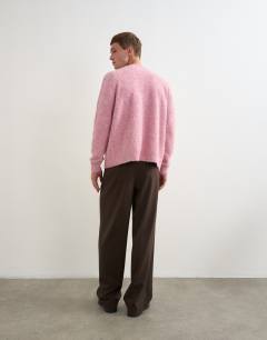 Model wearing Wide leg puppytooth trouser with triple pleats in brown