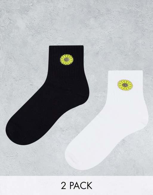 Topshop – 2er-Pack Socken in Weiß und Schwarz mit Sonnenblumenstickerei