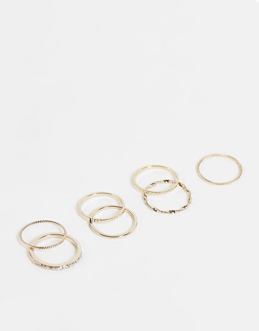 Topshop – 7er Multipack mit goldfarbenen Ringen mit feiner Struktur und Kristallbesatz
