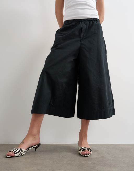 Topshop A line culotte in black, 2 of 5