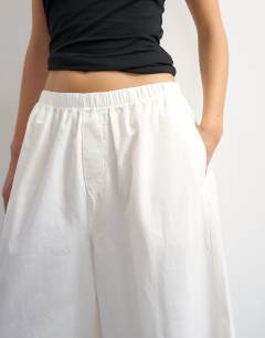 Model wearing A line culotte in ecru