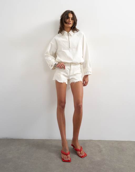 Topshop – A-Linien-Jeansshorts in Weiß mit Zierrissen, 2 von 5