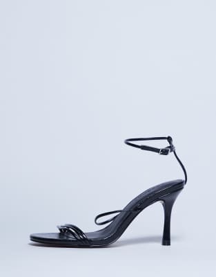 Topshop - Abbie - Riemchen-Sandalen in Schwarz mit mittelhohem Absatz