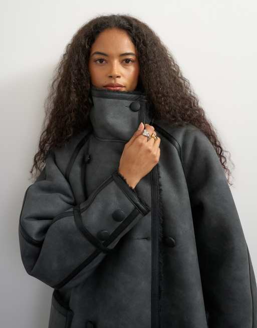 Topshop abrigo largo de cuero sintético con cuello alzado en negro, 4 de 4